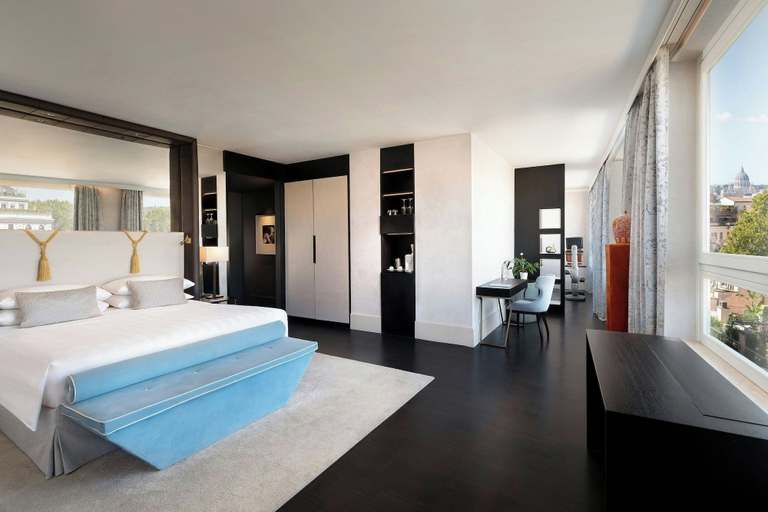 Bedroom 3, Sina Bernini Bristol, Autograph Collection, Rome