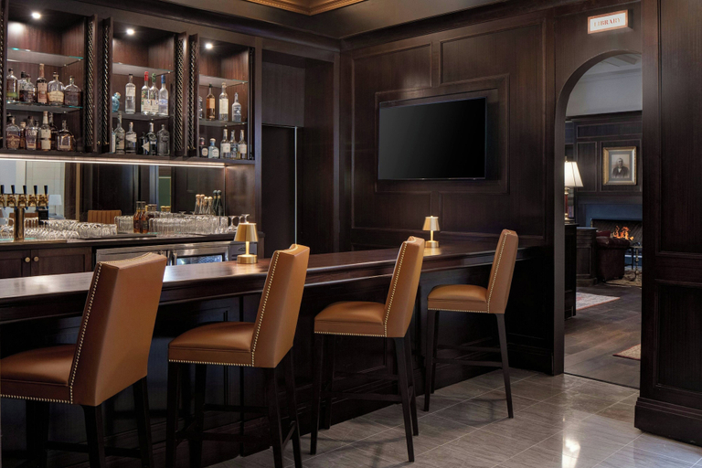 Food & Drinks 5, Hotel David Whitney, Autograph Collection, Wayne