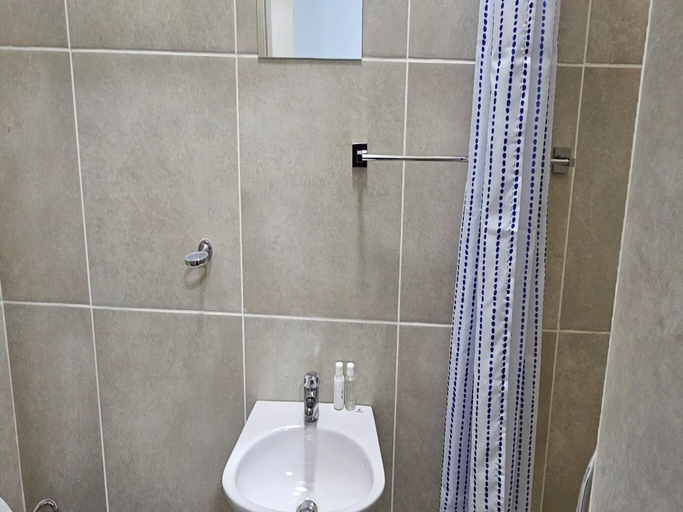Bathroom 3, Goshen Lodge Fitzroy, City of Cape Town