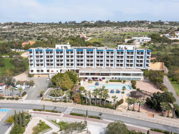 Others 4, Sanders Florida - Modest Studio With Sea View