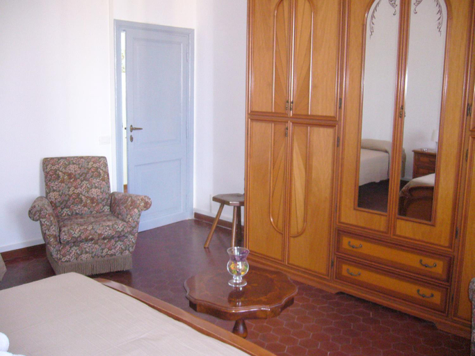 Bedroom 8