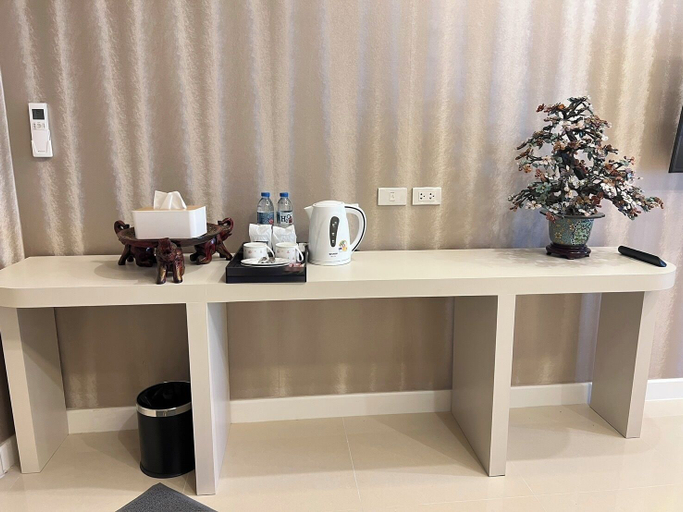 Amenities 7