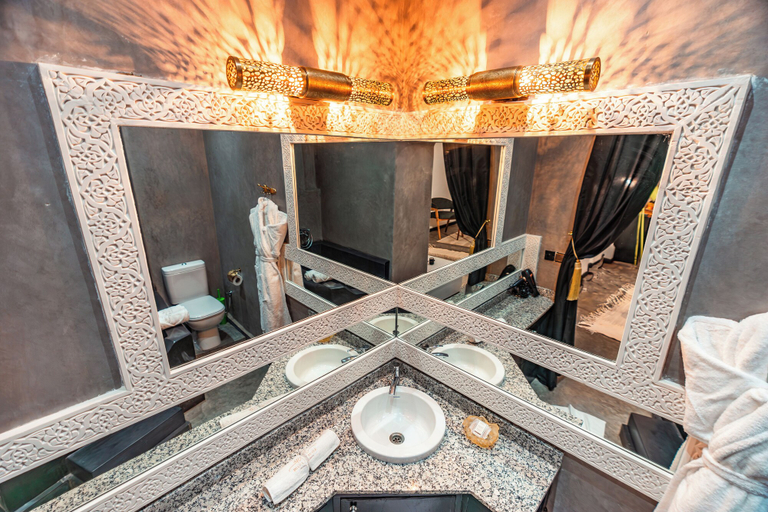 Bathroom 4, RIAD L'ECOLE, Marrakech