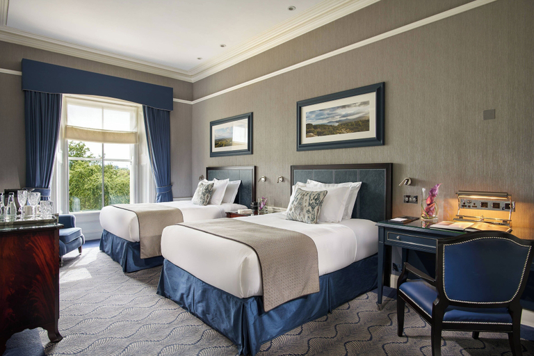 Bedroom 4, The Shelbourne, Autograph Collection, Dublin