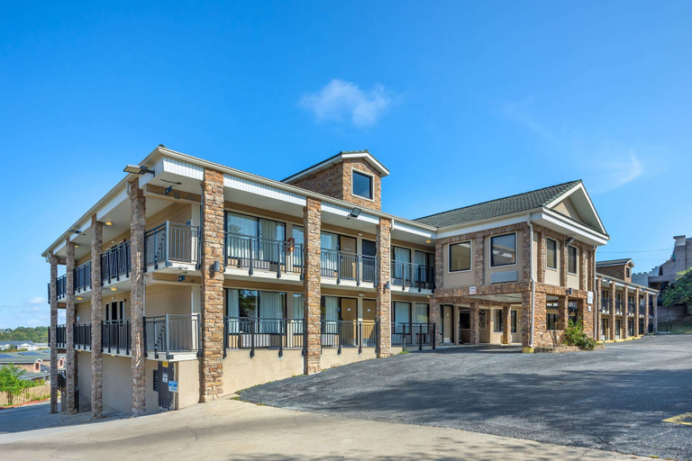 Suburban Studios Branson On The Strip, Taney