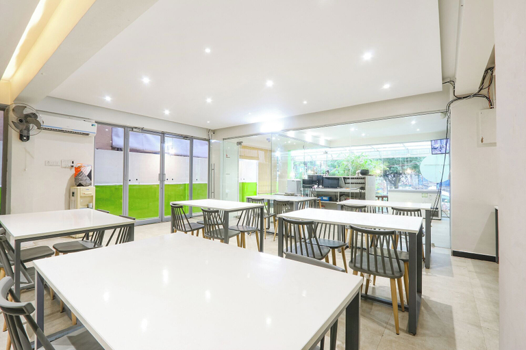 Food & Drinks 3, beestay by Monday Hotels Gachibowli, Hyderabad
