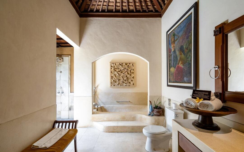 Bathroom 7