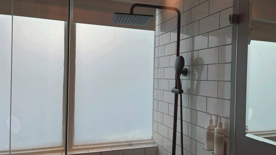 Bathroom 4, Journey Town Inn - Nanjing Branch II, Taipei City