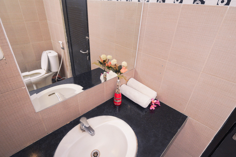 Bathroom 5, UTC Semarang, Semarang