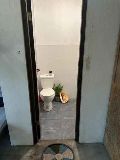Bathroom, Wave Heaven @ Cloud 9, General Luna