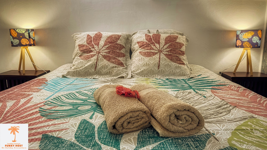 Bedroom, Ti Kaz Funky Host T3 prémium vue mer GD, Sainte-Anne