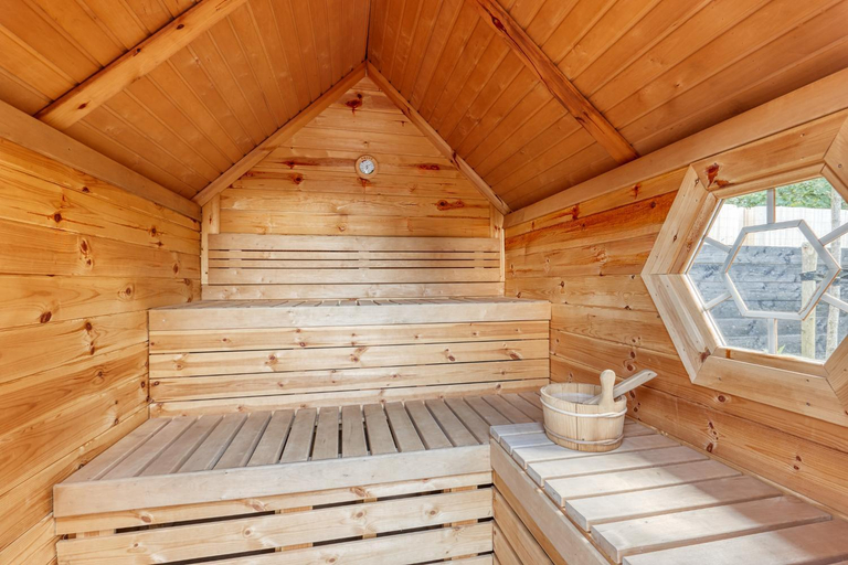 Others 5, Forest Villa with shared pool & Eco Wellness, Zeewolde