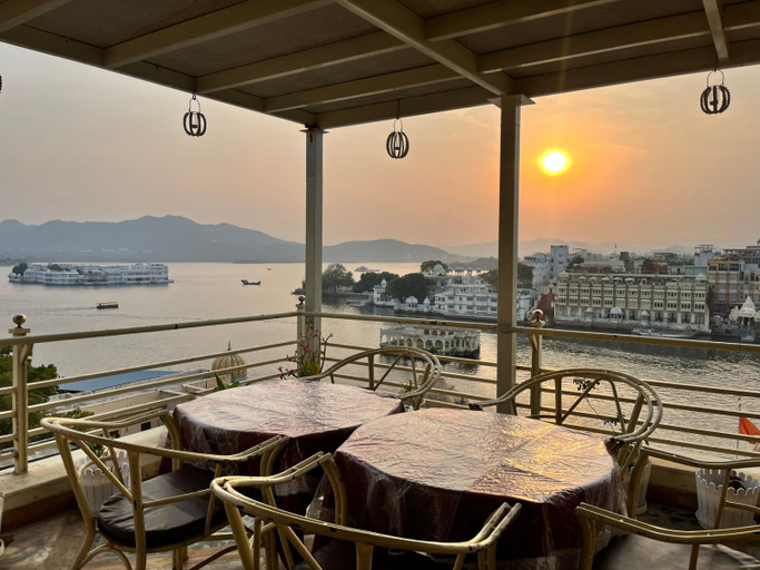 Food & Drinks 5, Hotel The Tiger, Udaipur