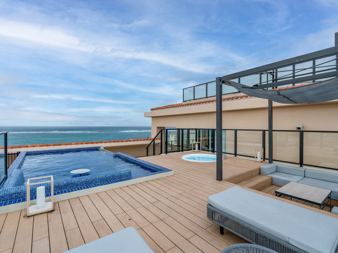 Swimming Pool 12