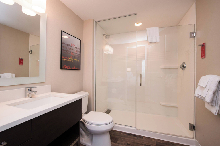 Bathroom 4, TownePlace Suites by Marriott Merced, Merced
