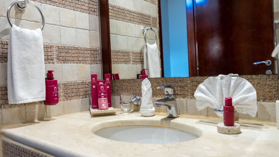 Bedroom 5, Al Safwah Hotel Tower 3, Makkah