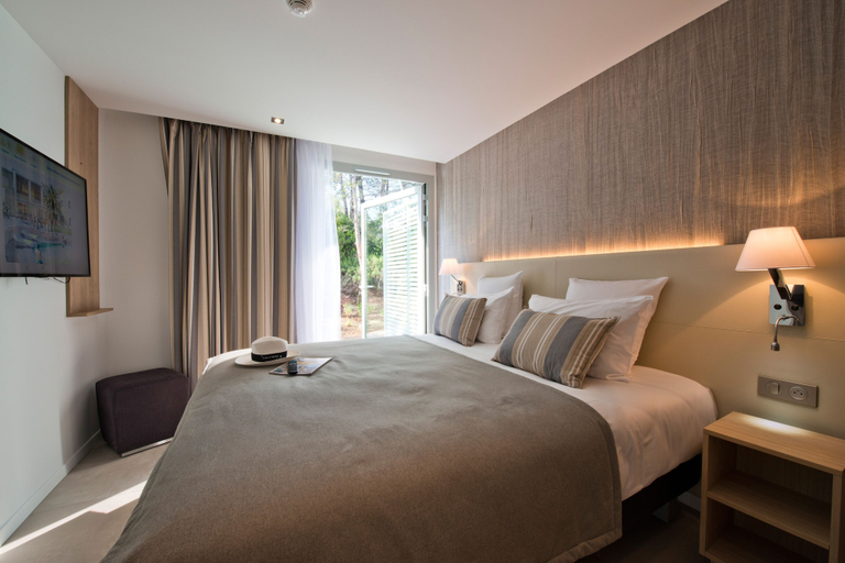 Bedroom 2, Golden Tulip Sophia Antipolis - Hotel & Spa, Alpes-Maritimes