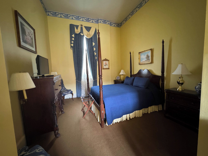 Bedroom 15