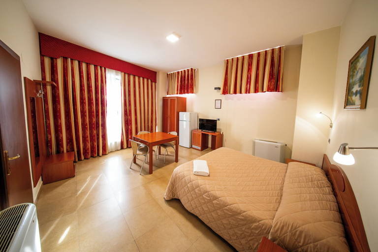 Bedroom 8