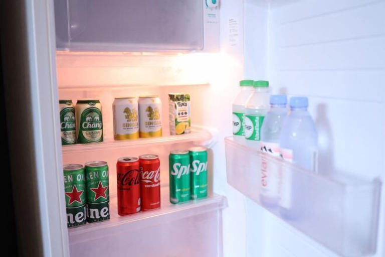 Food & Drinks 7