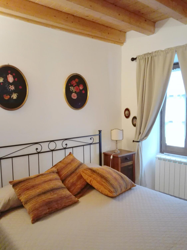 Bedroom 2, B&B Castello Malaspina di Tresana, Massa Carrara