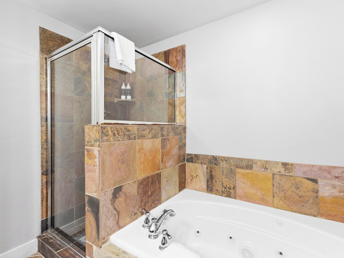 Bathroom 4