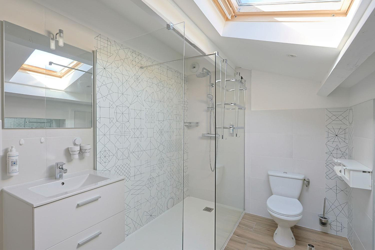 Bathroom, Entre 2 eaux, Hérault