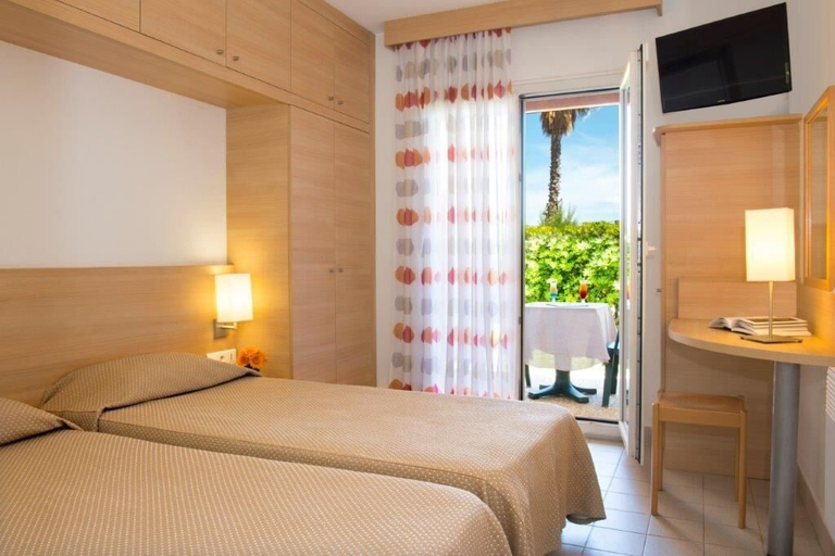 Bedroom 3, Kaliopé Hotel & Résidence by Oustal del Mar, Var