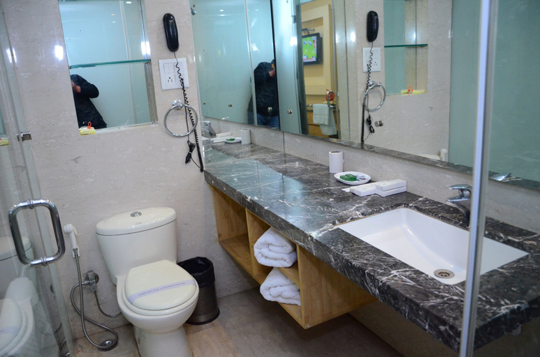 Bathroom 3