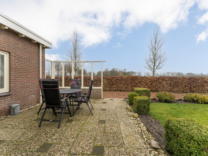 Balcony, Attractive Holiday Home in Spier With Garden, Midden-Drenthe