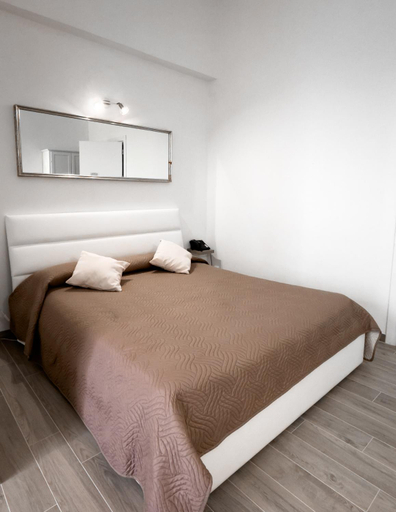 Bedroom 13