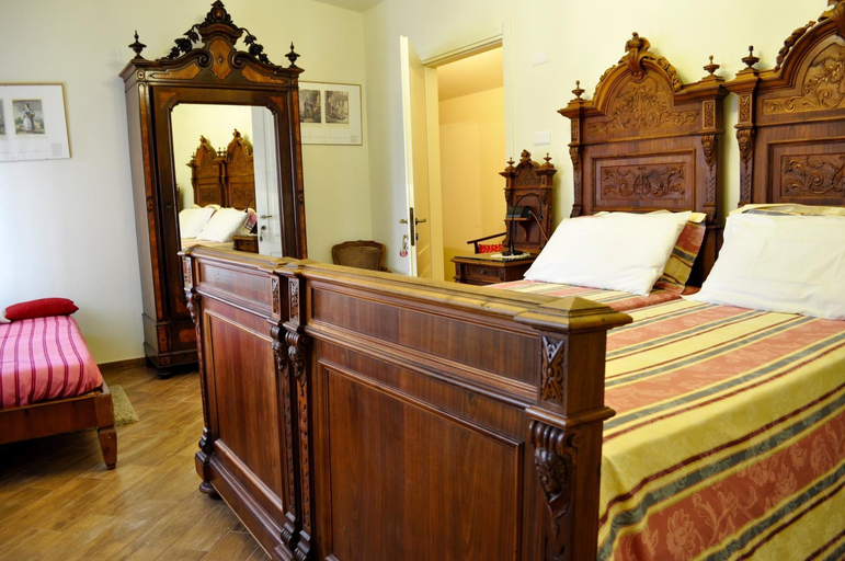 Bedroom 12