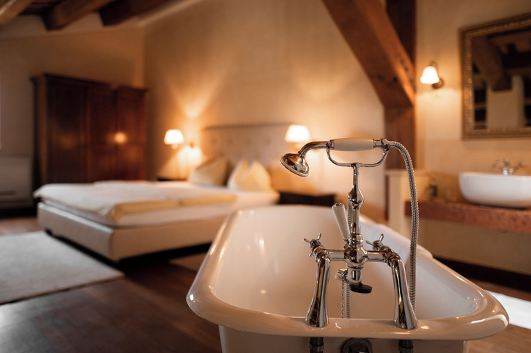 Bedroom 5, Poggio Antico - Suites and Breakfast, Ancona
