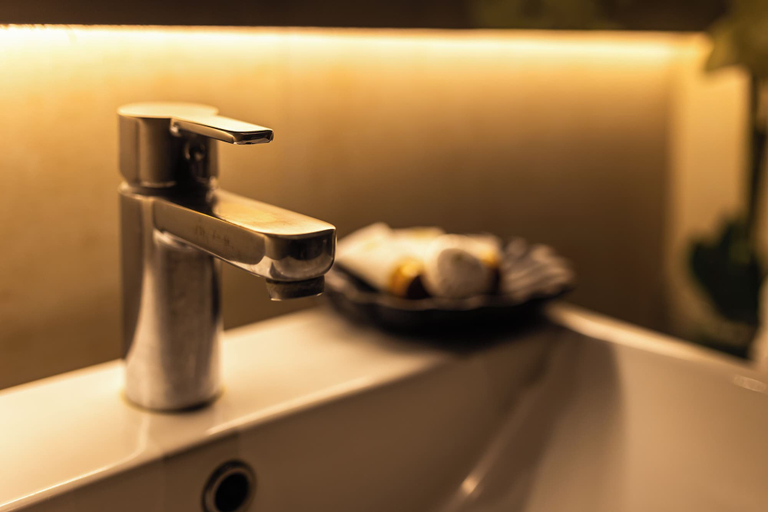 Bathroom 5, Splendido Hotel, Laurel