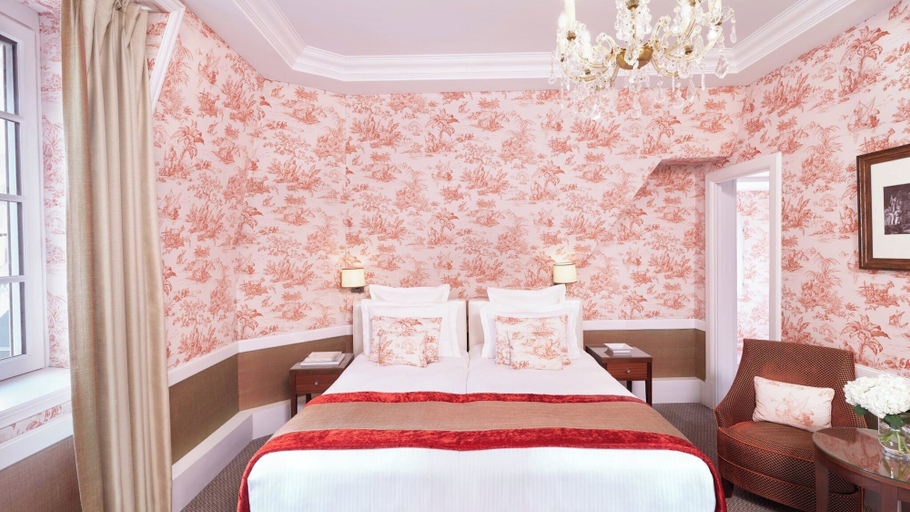 Bedroom 12