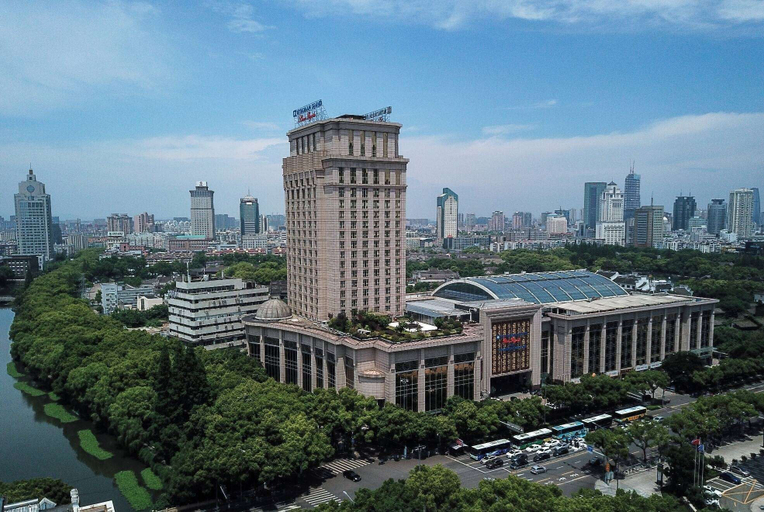 Wyndham Grand Plaza Royale Ningbo, Ningbo