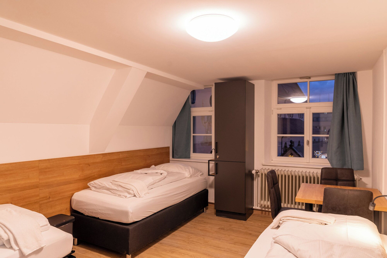 Bedroom 3, Brauhaus‑Hostel König von Flandern, Augsburg