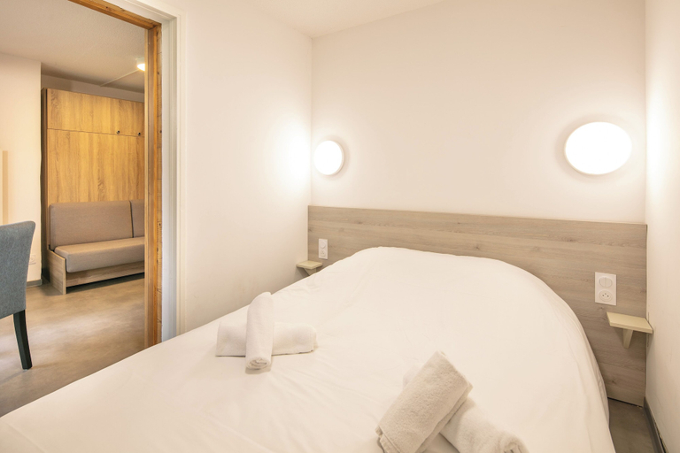 Bedroom 4, VVF Les Écrins Saint-Léger-les-Mélèzes, Hautes-Alpes
