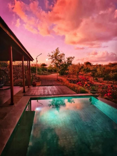 Swimming Pool 8