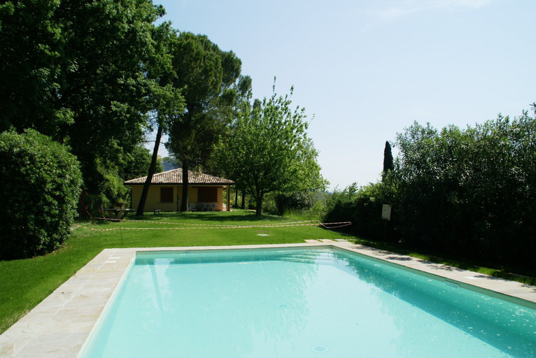 Pool 5, Holiday Home in Garda Near Lake & Pool, Verona