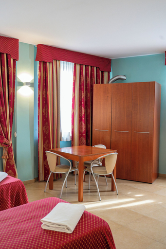 Bedroom 9