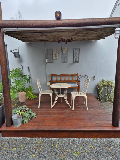 Others 3, On The Square Accommodation, West Coast