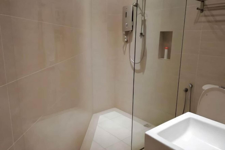 Bathroom 4
