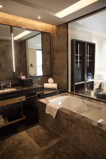 Bathroom 11