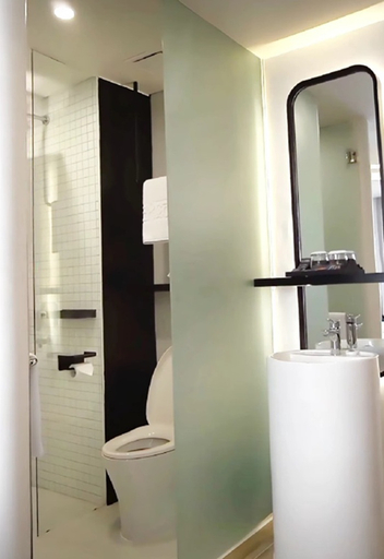 Bedroom 5, EXCOTEL Design Hotel Surabaya, Surabaya