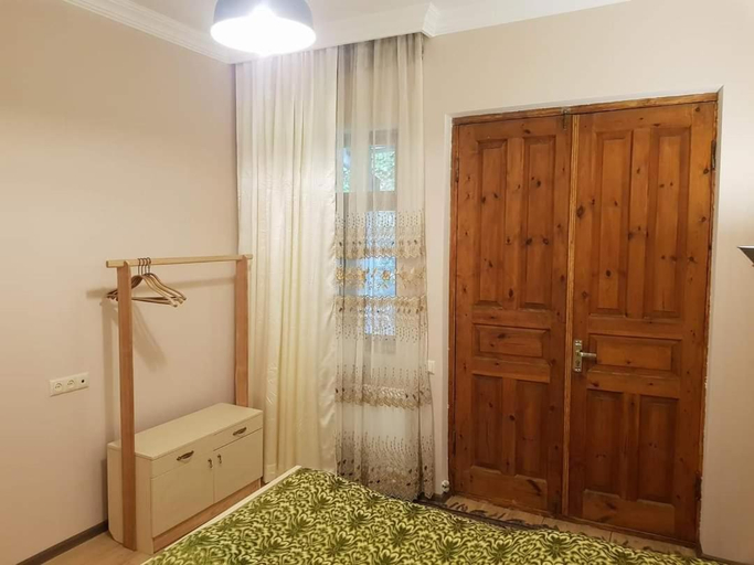 Others 2, Tkhibuli guest house, Tkibuli