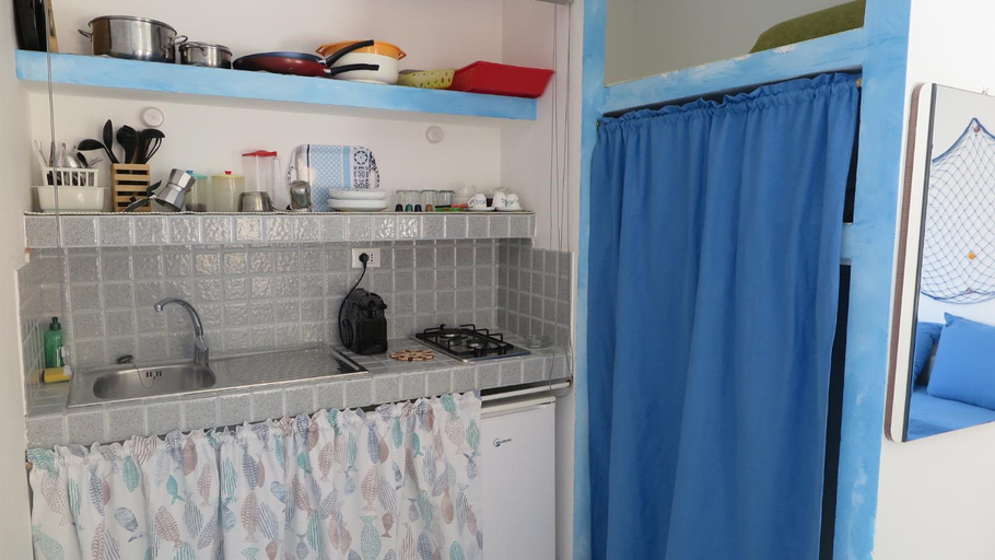 Others 5, Cottage sul Mare, Palermo