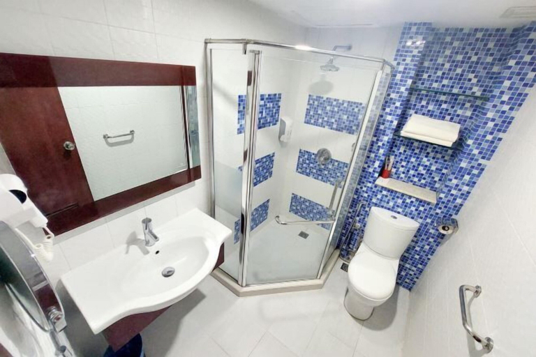 Bathroom 7