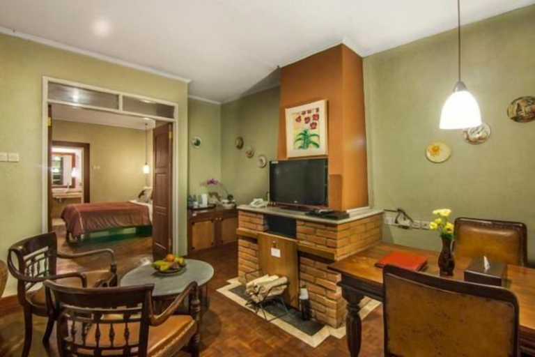 Dining Room 2