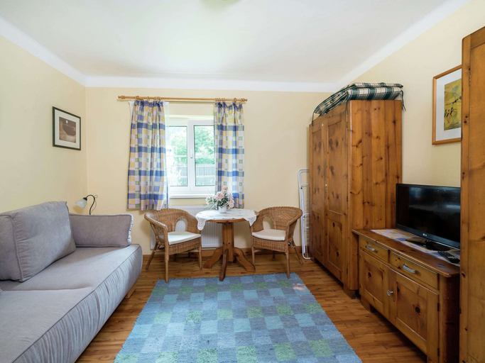 Others 5, Apartment Kitzbuhel near Ski Slopes, Kitzbühel
